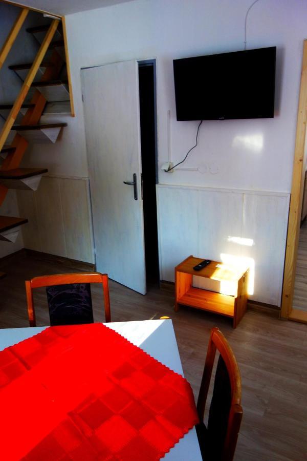 Apartmany Slavie/Sega Трояновіце Екстер'єр фото