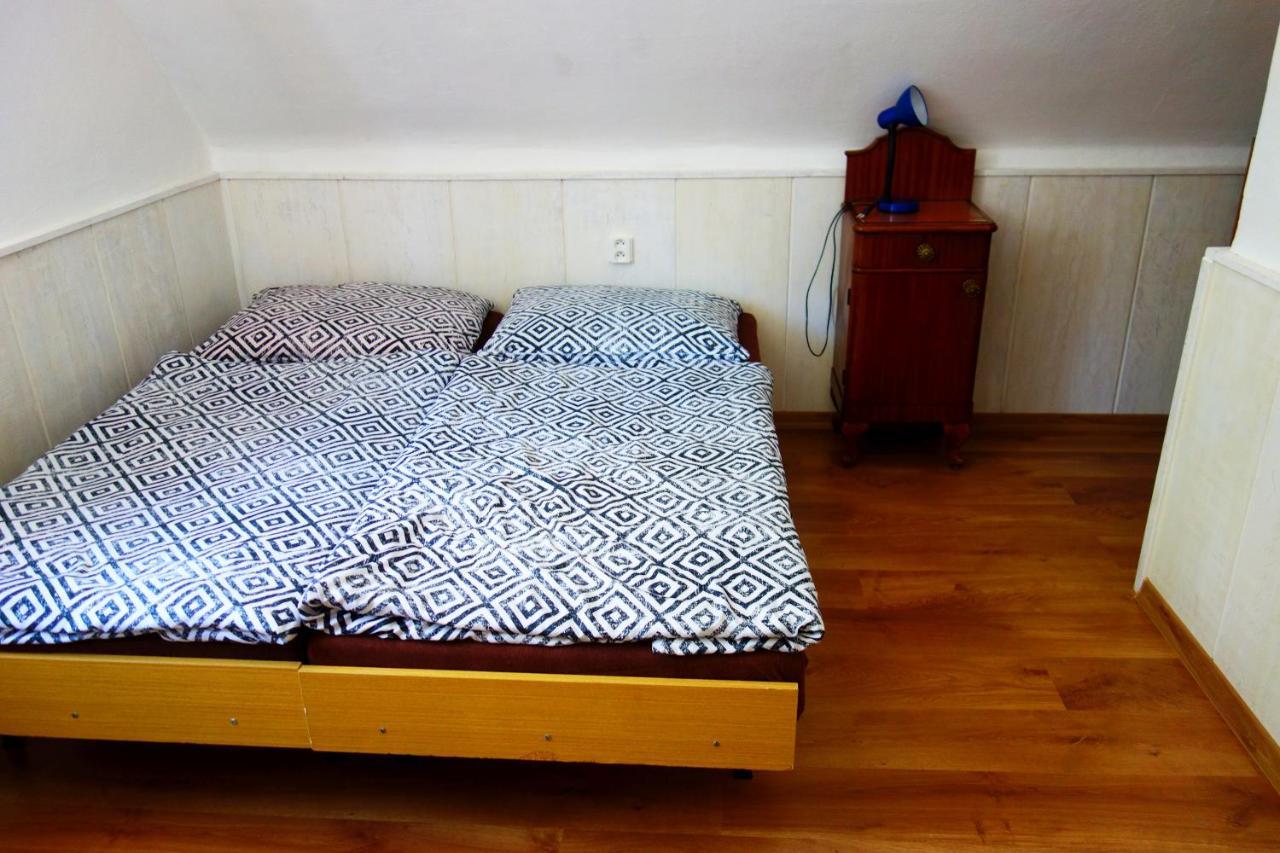 Apartmany Slavie/Sega Трояновіце Екстер'єр фото