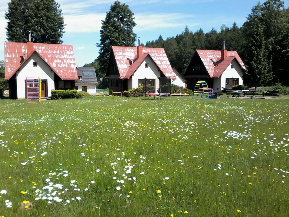 Apartmany Slavie/Sega Трояновіце Екстер'єр фото