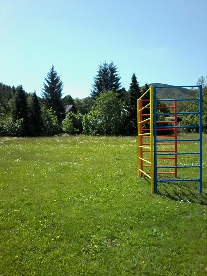 Apartmany Slavie/Sega Трояновіце Екстер'єр фото